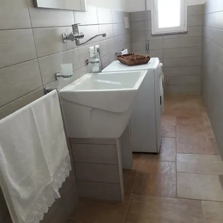 Micalice's Sea House Villa *